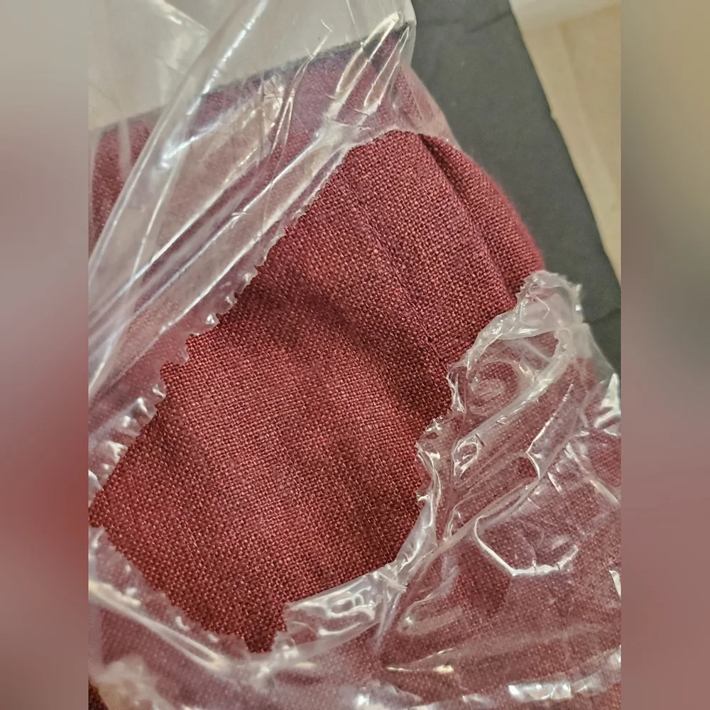 Tahari home dark red Belgian linen lined wide‎ 50
